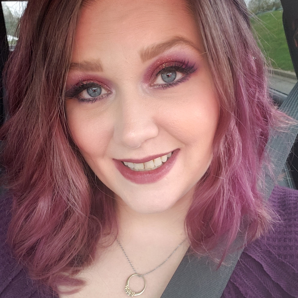 Meet your Posher, Ashley